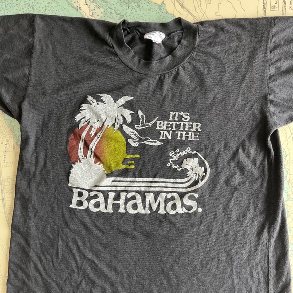 Vintage Life's Better in the Bahamas Graphic Tee - Picture 2 of 6